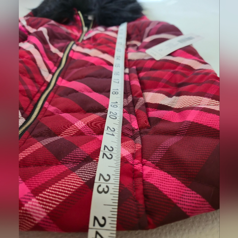 Chico's Red and Pink Vest with Removable Black Faux Fur Collar - Picture 9 of 10